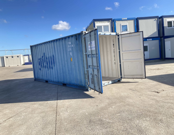 CONTAINER DE STOCKAGE  20" 600 x 245 cm || 1950,00 € ||