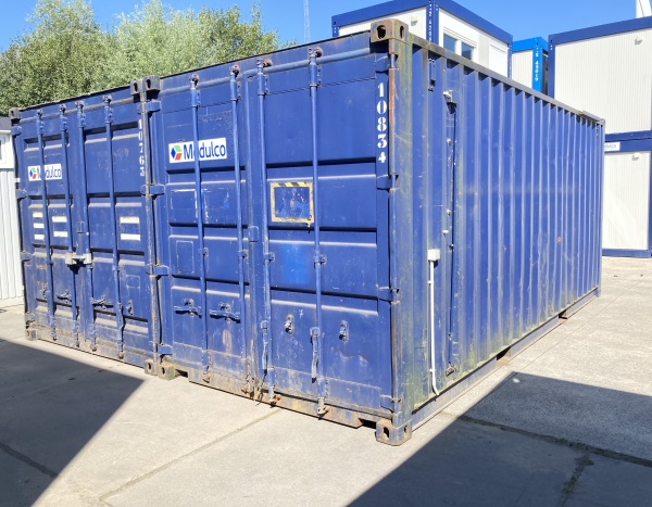 OCCASION : 2 CONTAINERS DE STOCKAGE 20" Assemblés pour former un container de 40"